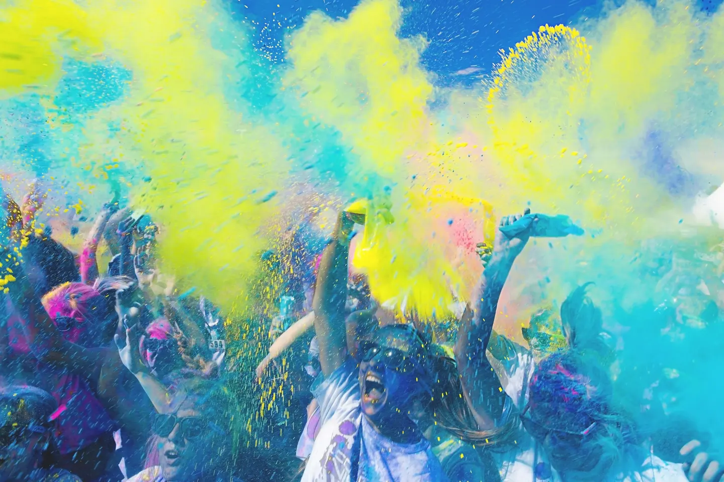 Colour powder in the air